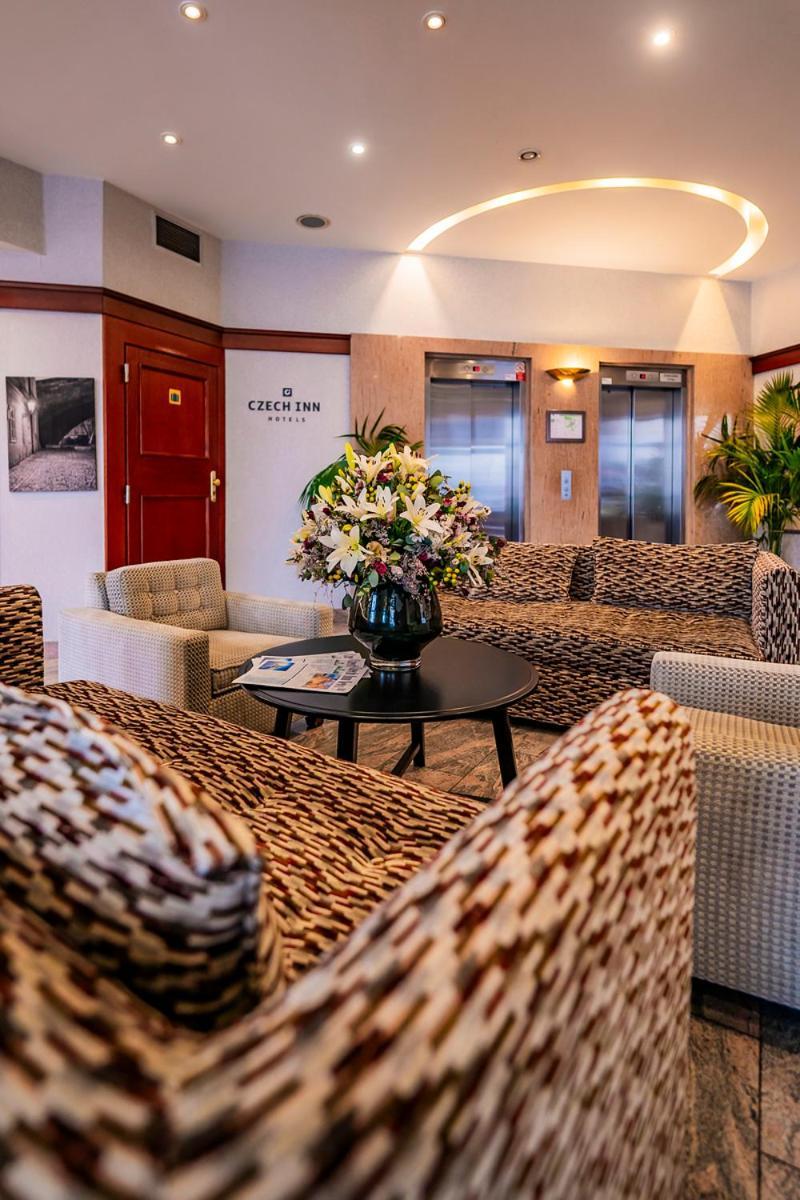 Hotel Plaza - Czech Leading 4*